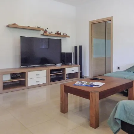 1 Bedroom Beautiful In * Цавтат